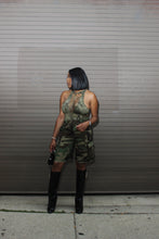 Load image into Gallery viewer, Camouflage army fatigue cargo shorts
